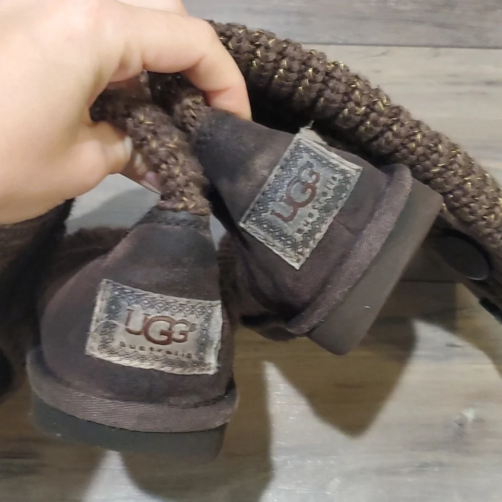 Ugg Classic Cardi 1876 Sweater Knit boots shoes 3 button sz 6